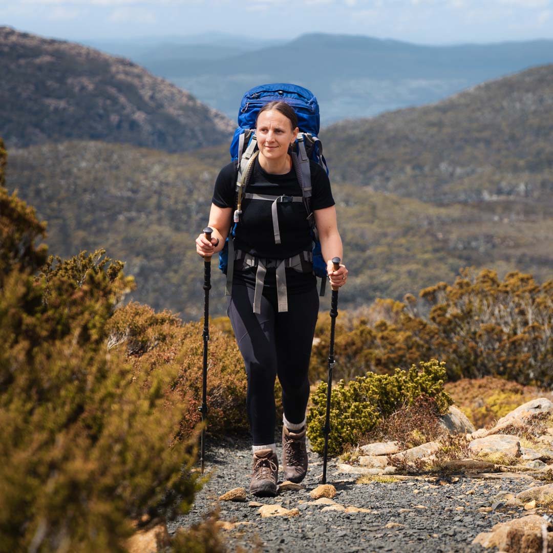 hiking lady wearing short sleeve merino t shirt